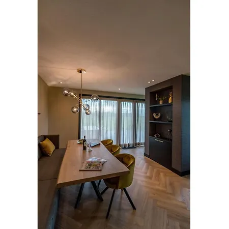 Modern 6-person In De Cocksdorp, Texel Holiday home *